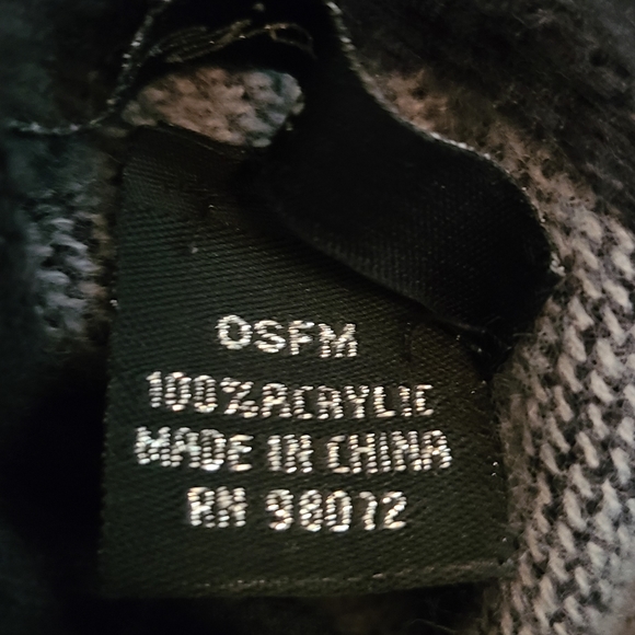 Women's Wrap - Picture 3 of 3